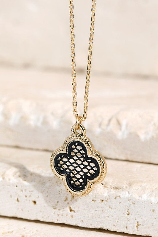 Gold/Black Clover